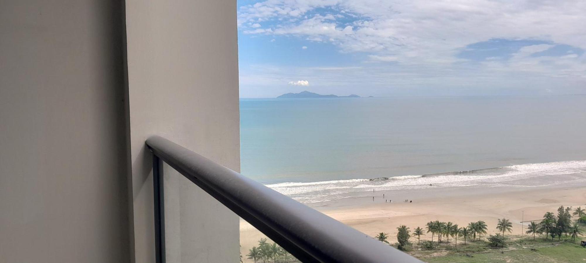 Beachfront Luxury Apartment - Rooftop Pool - Da Nang Dış mekan fotoğraf